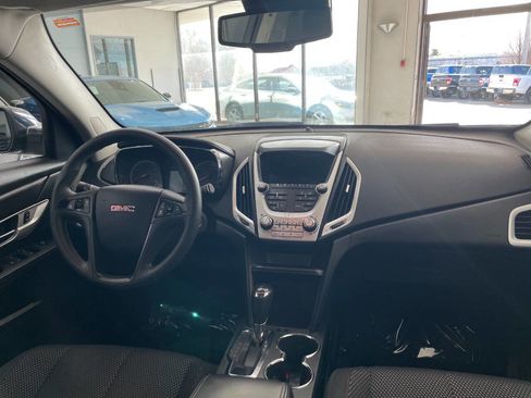 Used 2017 GMC Terrain SLE image 26