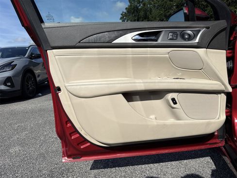 Used 2019 Lincoln MKZ Reserve image 15