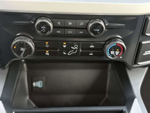 Used 2024 Ford F250 XLT w/ FX4 Off-Road Package image 15