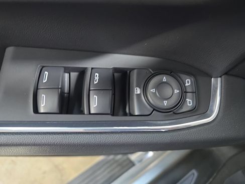 Used 2024 GMC Sierra 1500 SLE AWD/4WD image 28