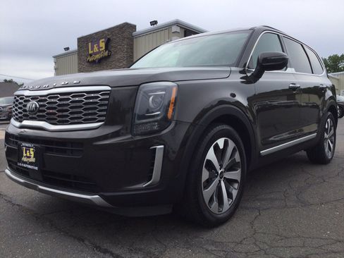 Used 2020 Kia Telluride S AWD/4WD image 2