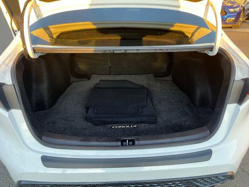 Used 2020 Toyota Corolla XSE image 12