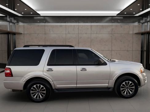 Used 2015 Ford Expedition XLT w/ Equipment Group 201A image 15