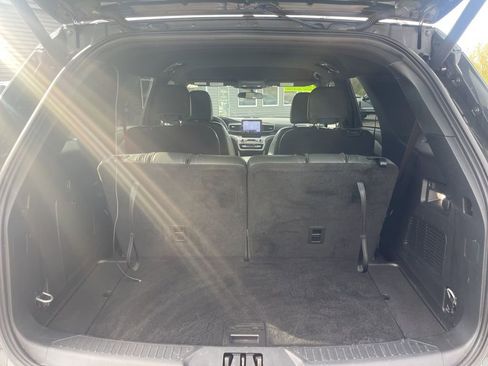 Used 2023 Ford Explorer Timberline image 7