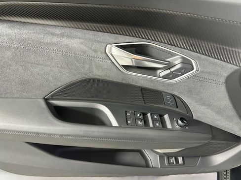 Used 2022 Audi e-tron GT Prestige w/ Prestige Package image 21