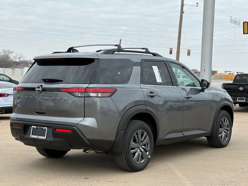New 2026 Nissan Pathfinder SV image 6