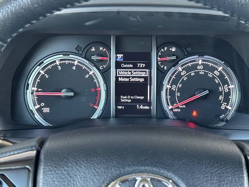 Certified 2023 Toyota 4Runner TRD Off-Road Premium w/ Moonroof Package AWD/4WD image 24