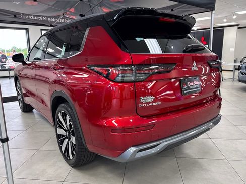 New 2026 Mitsubishi Outlander SEL FWD image 6