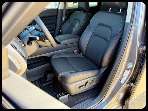 New 2026 Nissan Pathfinder SL FWD image 20