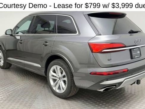 Used 2025 Audi Q7 2.0T Premium w/ Convenience Package image 4