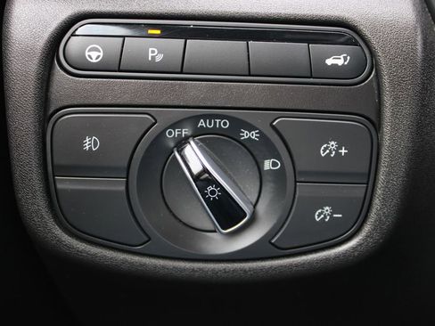 Used 2023 INFINITI QX50 Sport image 52