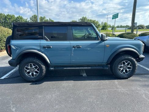 Used 2022 Ford Bronco Badlands AWD/4WD image 2