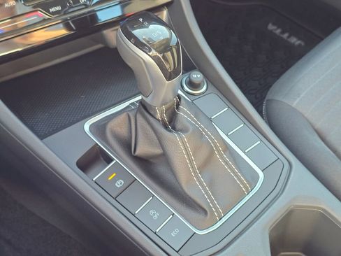 New 2025 Volkswagen Jetta S image 24