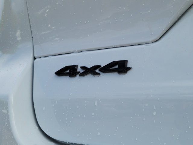 New 2027 Jeep Grand Cherokee Summit w/ Adv Protech Group IV AWD/4WD image 8
