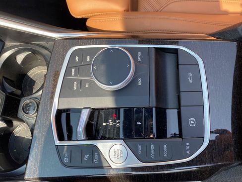 Used 2024 BMW 430i xDrive Convertible w/ Premium Package AWD/4WD image 23
