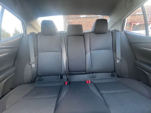 Used 2025 Toyota Camry LE image 38