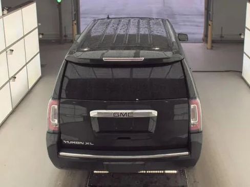 Used 2016 GMC Yukon XL Denali w/ Open Road Package AWD/4WD image 6
