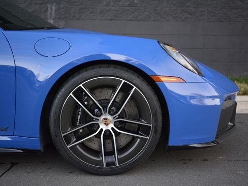 Certified 2025 Porsche 911 Carrera 4 GTS image 11