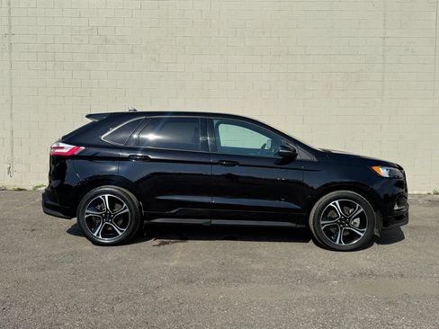 Used 2023 Ford Edge ST AWD/4WD image 10