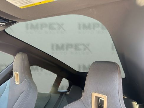 Used 2022 BMW iX xDrive50 w/ Premium Package image 11