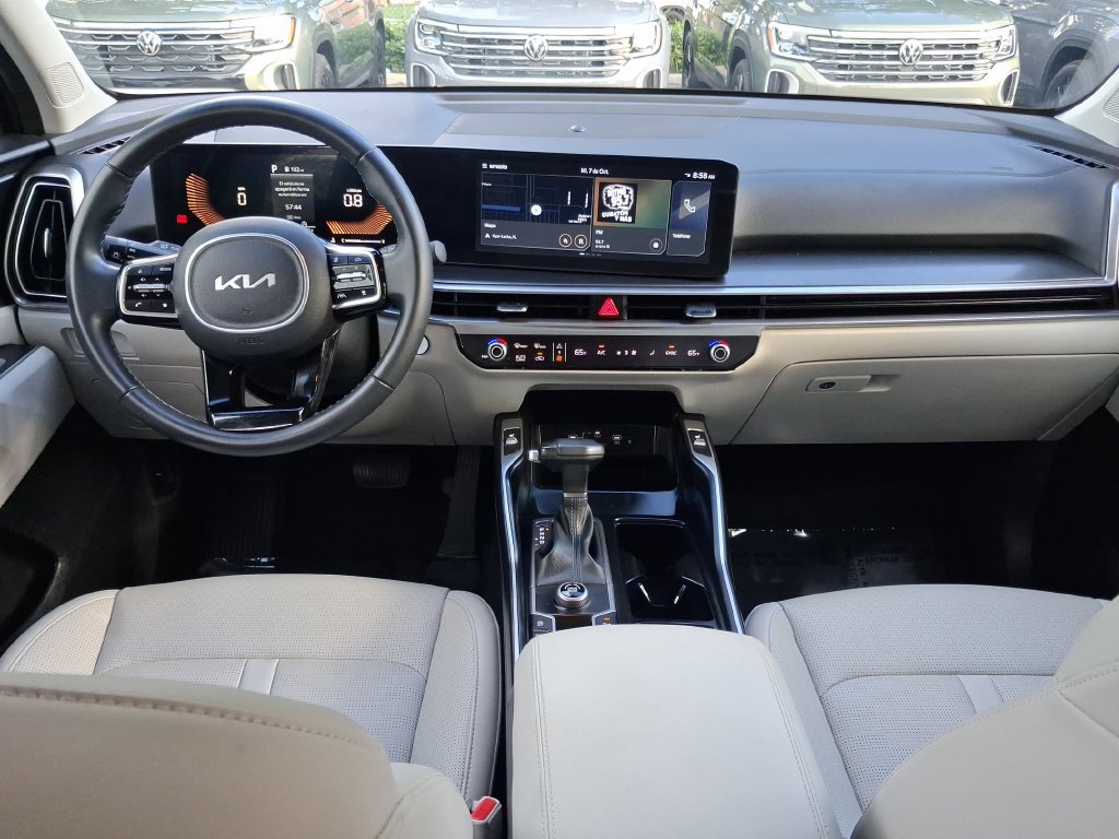 Used 2025 Kia Sorento S FWD image 14
