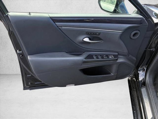 Used 2020 Lexus ES 350 w/ Premium Package FWD image 13