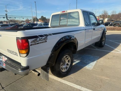 Used 1996 MAZDA B-Series Pickup 4x4 Cab Plus B4000 image 7