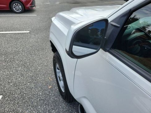 Used 2021 Toyota Tacoma SR image 18