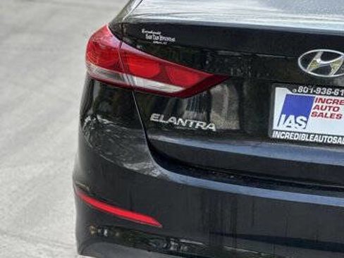 Used 2018 Hyundai Elantra SEL image 6
