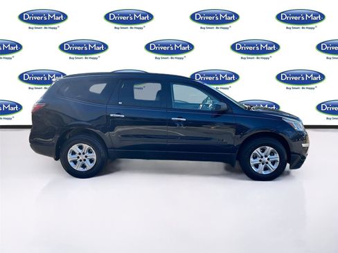 Used 2016 Chevrolet Traverse LS image 9
