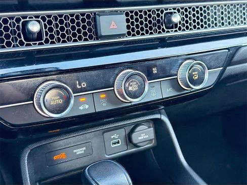 Used 2023 Honda Civic Sport image 15