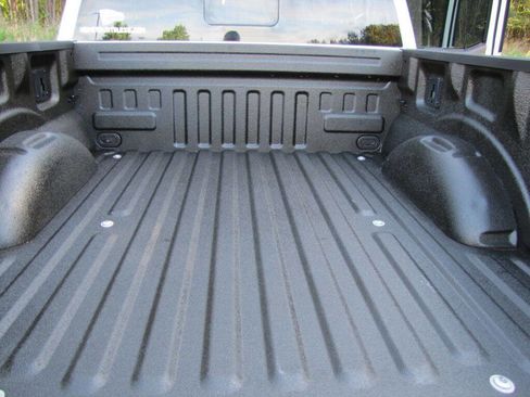 Used 2019 Ford F150 Limited w/ Trailer Tow Package image 32