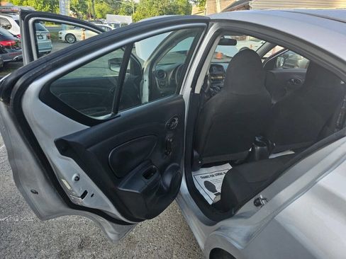 Used 2017 Nissan Versa S Plus image 23