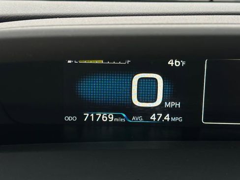 Used 2019 Toyota Prius Limited image 20