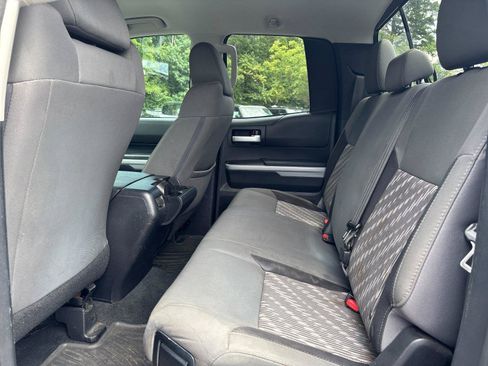 Used 2018 Toyota Tundra SR5 w/ SR5 Upgrade Package RWD image 31