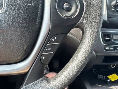 Used 2018 Honda Ridgeline Sport image 22
