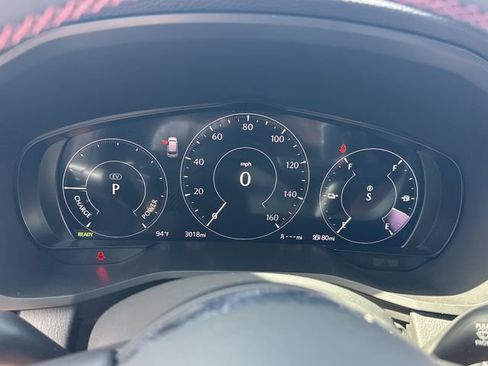 Used 2025 MAZDA CX-70 Plug-In Hybrid w/ Premium Plus AWD/4WD image 22