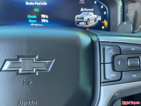 Used 2024 Chevrolet Silverado 1500 LT Trail Boss w/ LT Trail Boss Premium Package AWD/4WD image 22