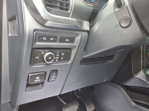 Used 2022 Ford F150 Lariat w/ Equipment Group 502A High AWD/4WD image 30