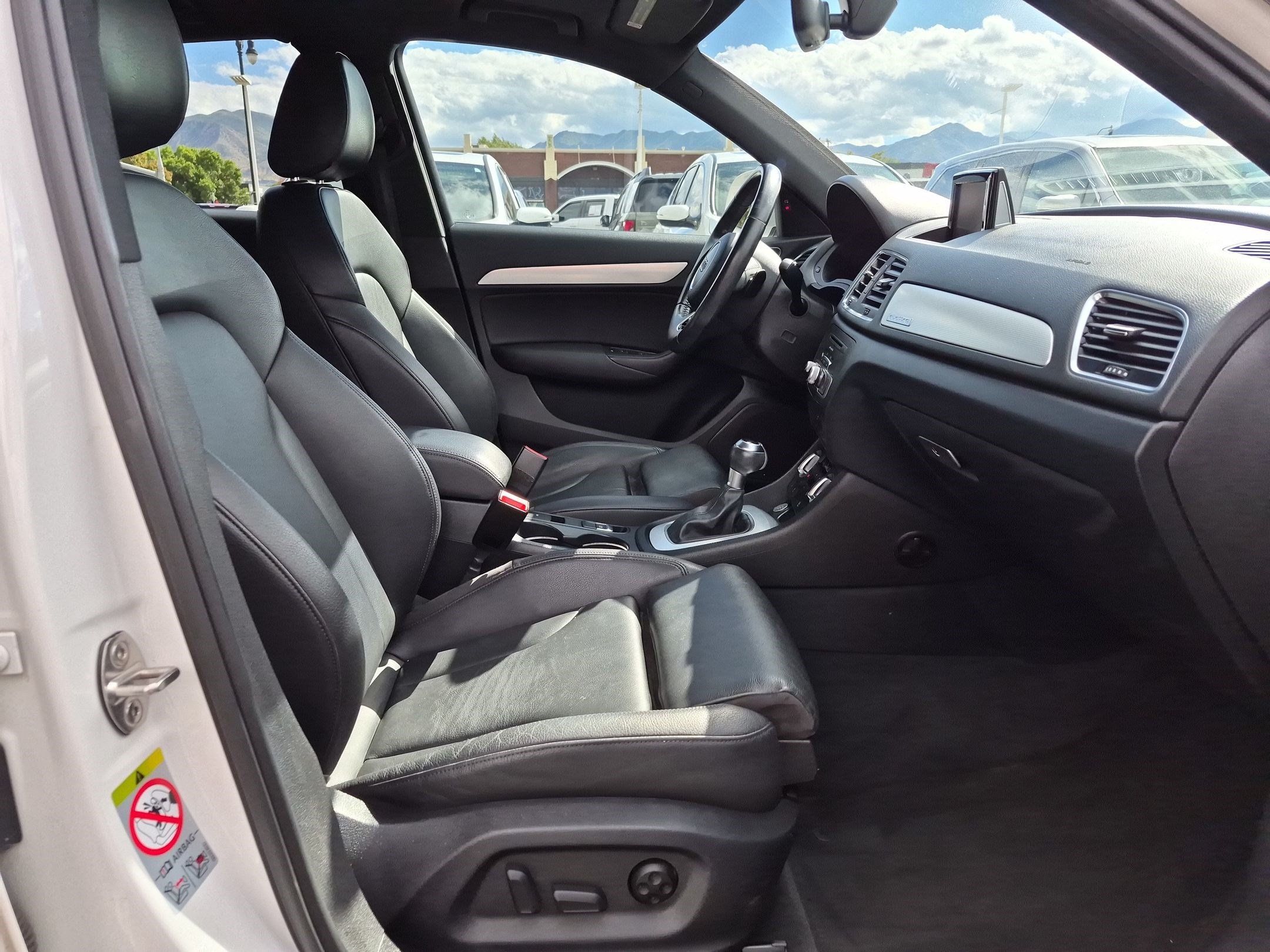Used 2015 Audi Q3 2.0T Premium Plus AWD/4WD image 31