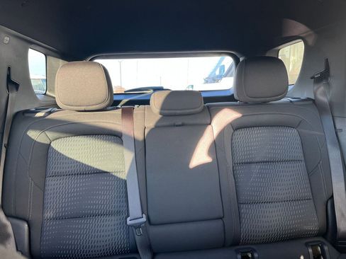 Used 2025 Chevrolet Equinox LT image 37