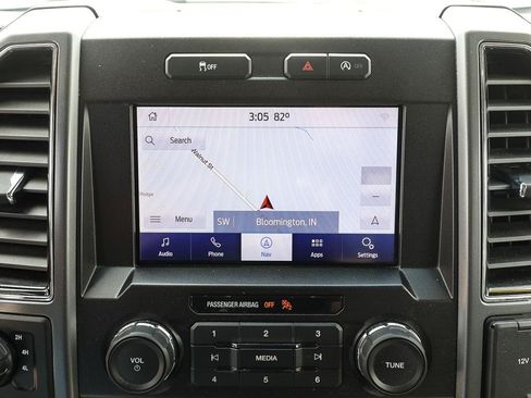 Used 2020 Ford F150 XLT w/ Equipment Group 302A Luxury AWD/4WD image 18
