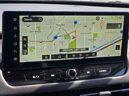 Used 2025 Mitsubishi Outlander SE image 25