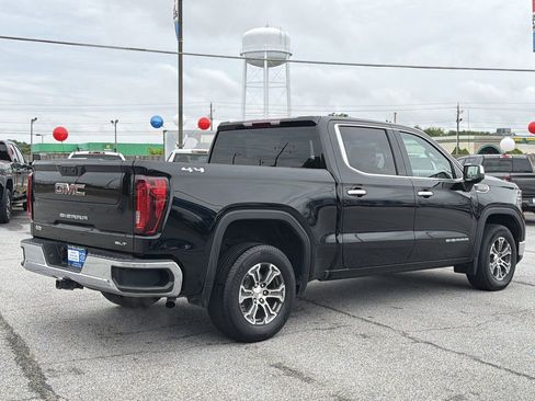 Used 2025 GMC Sierra 1500 SLT AWD/4WD image 23