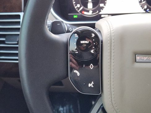 Used 2021 Land Rover Range Rover Westminster Edition image 28
