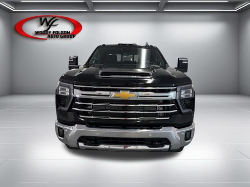 New 2026 Chevrolet Silverado 3500 LTZ w/ LTZ Plus Package AWD/4WD image 2