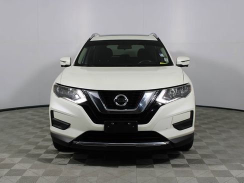 Used 2017 Nissan Rogue SV w/ HEV Premium Package FWD image 2