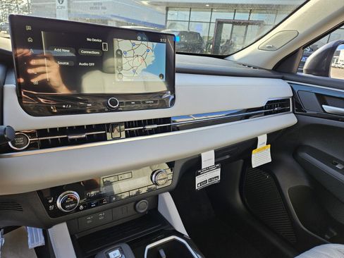 New 2026 Mitsubishi Outlander SEL image 13