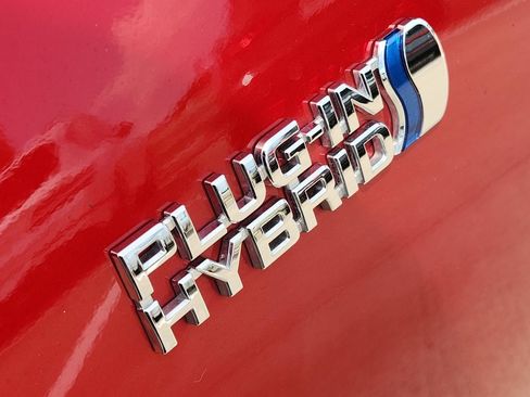 Used 2017 Toyota Prius Prime Advanced FWD image 12