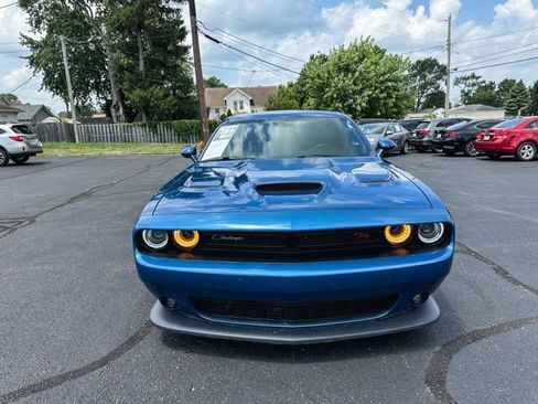 Used 2022 Dodge Challenger R/T Scat Pack RWD image 2